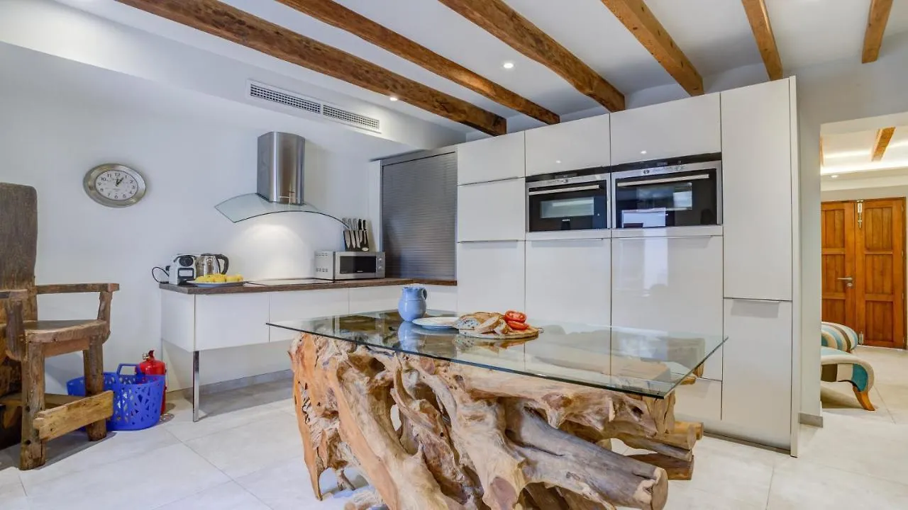 Semesterbostad Number 11 Villa Pollença
