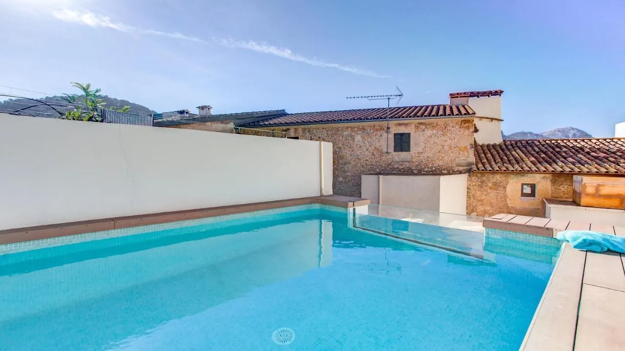 Number 11 Villa Pollença 0*,